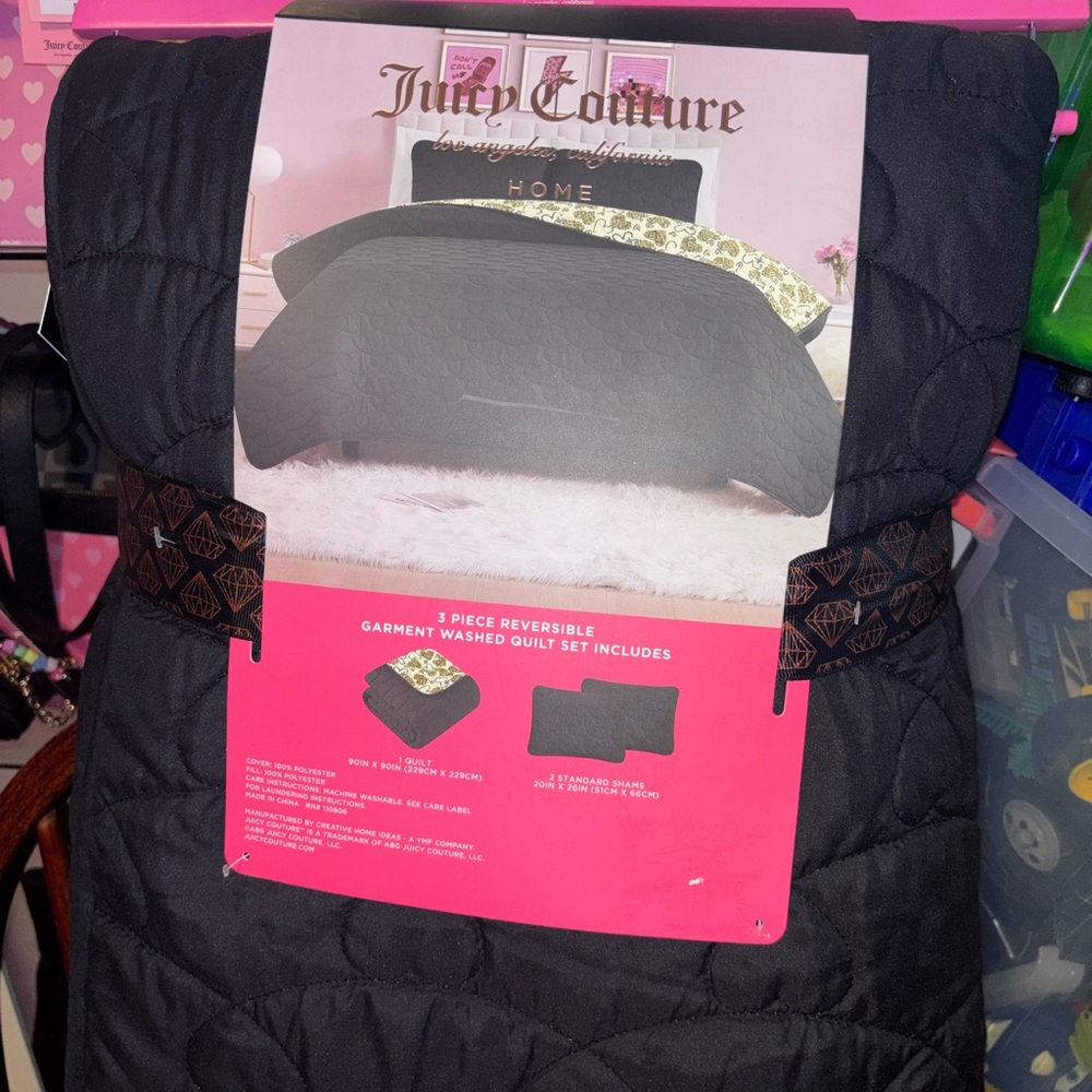 Juicy Couture Black Quilted Reversible Quilt Set with Patterned Reversing